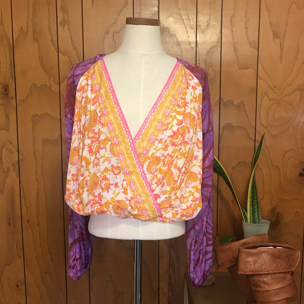XS FREE PEOPLE boho wrap, cropped silky BLOUSE